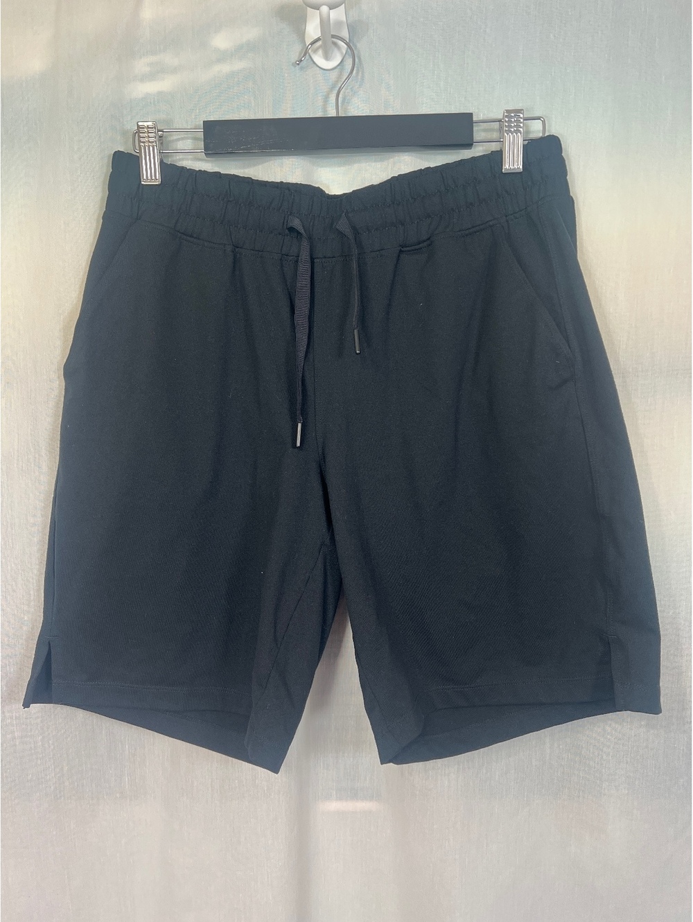 Mondetta Performance Black Drawstring Athletic Shorts Men's Medium